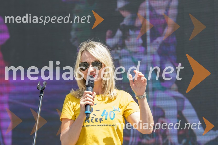  Lidija Šestak Zorić, predsednica društva Sonček MariborPles na vozičkih ob 40. obletnici mariborskega društva Sonček