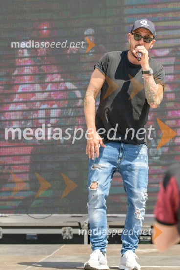  Boštjan Čukur, raper, 6 Pack ČukurPles na vozičkih ob 40. obletnici mariborskega društva Sonček