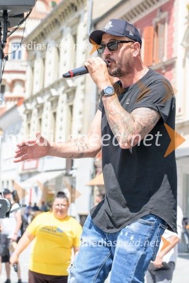  Boštjan Čukur, raper, 6 Pack ČukurPles na vozičkih ob 40. obletnici mariborskega društva Sonček
