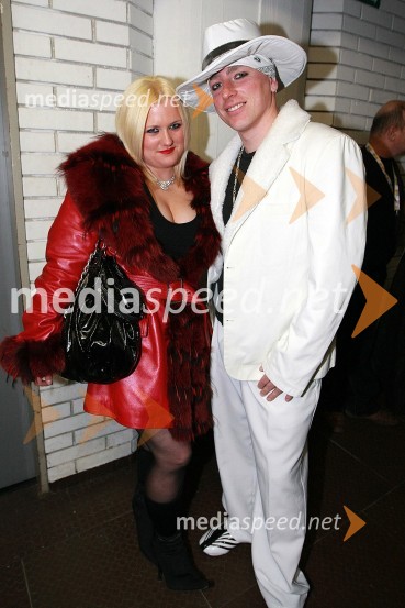 Mirna Reynolds, pevka in Steffanio, pevec skupine SexplosionRTV Net praznuje, novoletni koncert