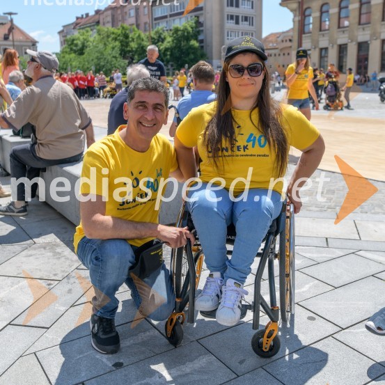 Ples na vozičkih ob 40. obletnici mariborskega društva Sonček