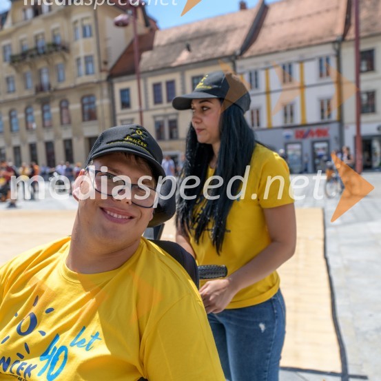 Ples na vozičkih ob 40. obletnici mariborskega društva Sonček