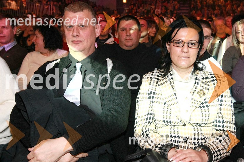 Samo Krajnc, direktor radia NET FM in njegova soproga AdrijanaRTV Net praznuje, novoletni koncert