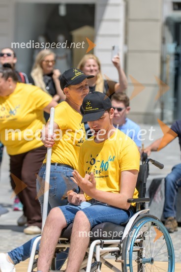 Ples na vozičkih ob 40. obletnici mariborskega društva Sonček