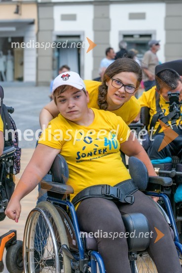Ples na vozičkih ob 40. obletnici mariborskega društva Sonček