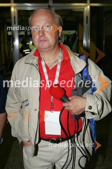 Novinar na televiziji Net Tv in član nogometne reprezentance glasbenikov Gorazd Elvič - GogiStipe Balajič poslovilna tekma