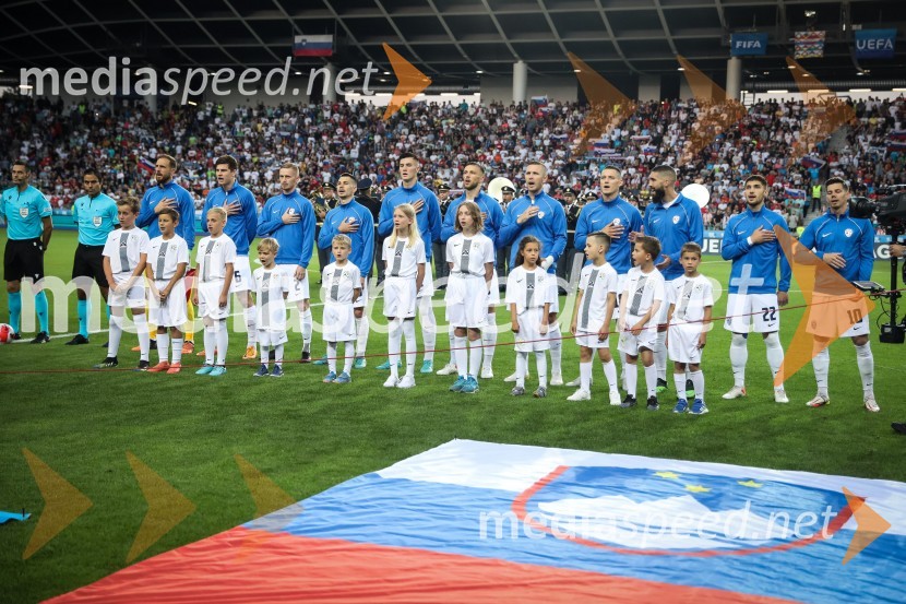 Nogometna tekma Slovenija-Srbija