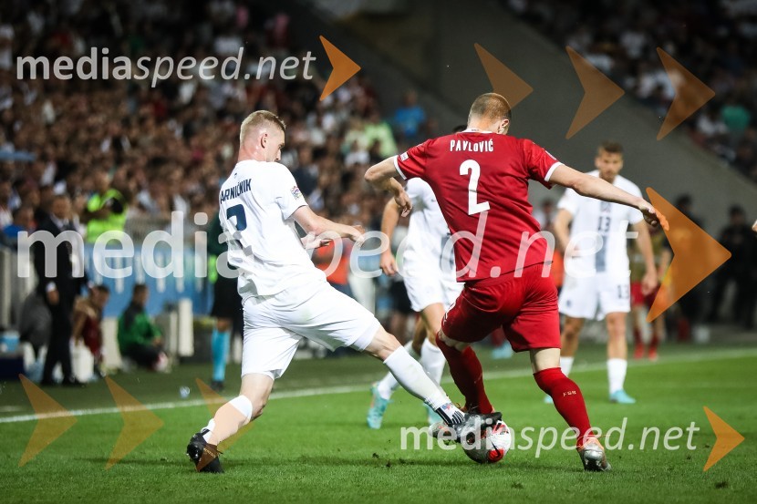  Žan  Karničnik, nogometaš;  ... Nogometna tekma Slovenija-Srbija