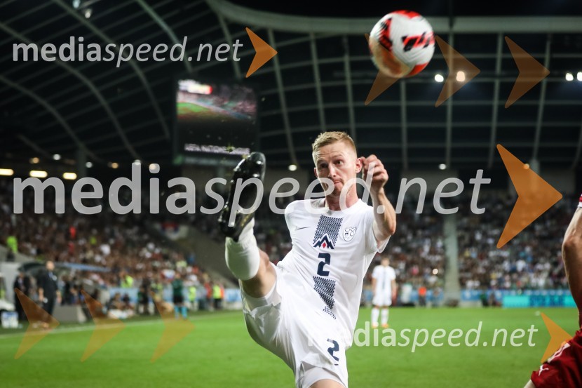  Žan  Karničnik, nogometašNogometna tekma Slovenija-Srbija