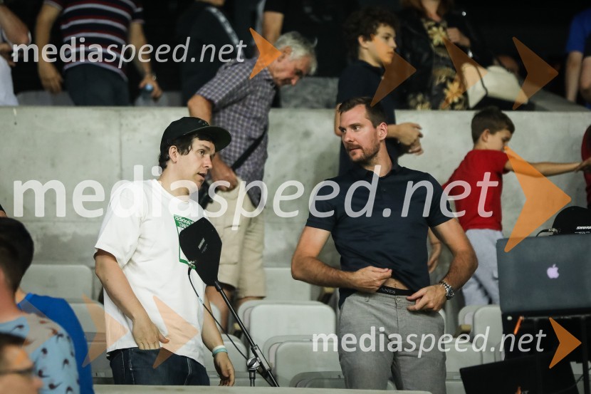  ... ;  Zoran Dragić, košarkarNogometna tekma Slovenija-Srbija