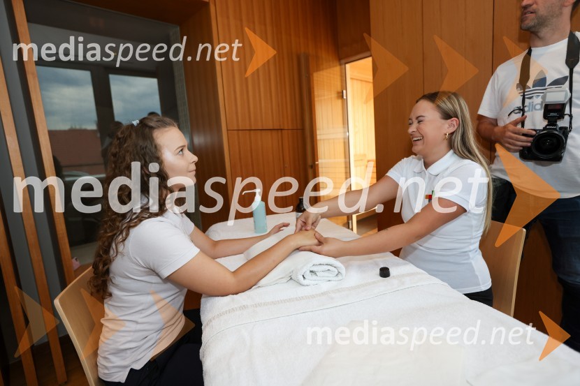 Predsednik vlade dr. Robert Golob na delovnem obisku v Mariboru