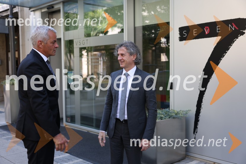 Aleksander Saša Arsenovič, župan, Mestna občina Maribor; dr. Robert Golob, predsednik vlade RSPredsednik vlade dr. Robert Golob na delovnem obisku v Mariboru