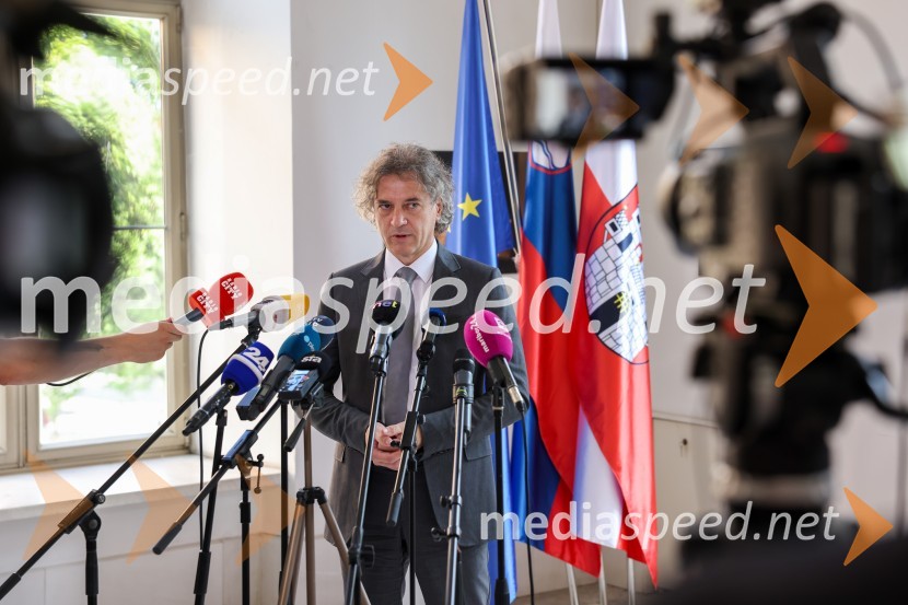 dr. Robert Golob, predsednik vlade RSPredsednik vlade dr. Robert Golob na delovnem obisku v Mariboru