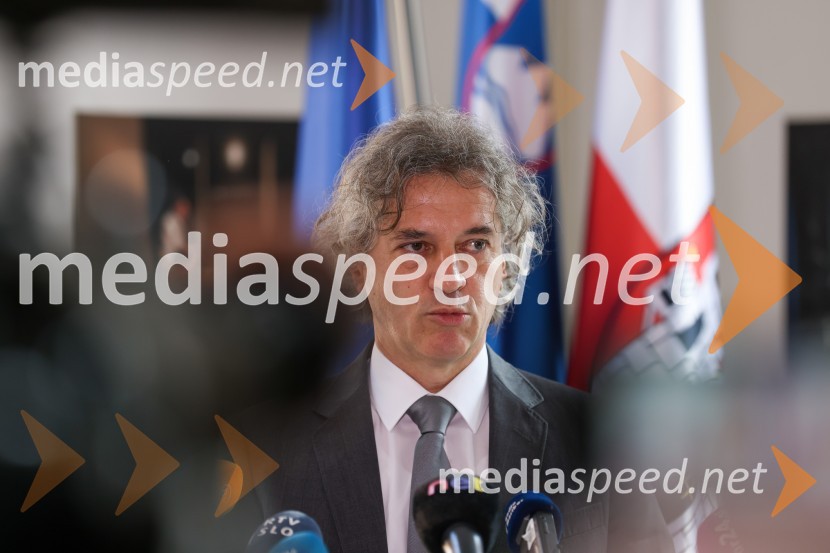 dr. Robert Golob, predsednik vlade RSPredsednik vlade dr. Robert Golob na delovnem obisku v Mariboru