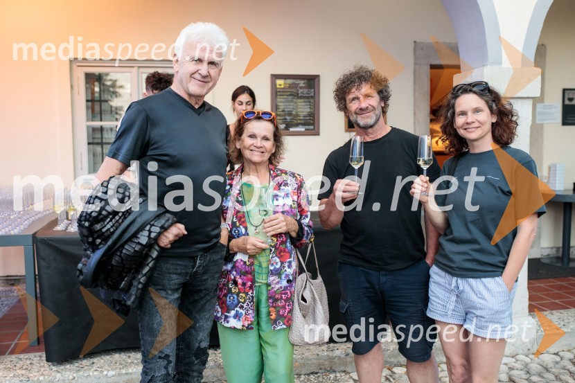  Andrej Šifrer, glasbenik;  ... ;  ... ;  ... Filmski festival Krafft 2022, otvoritev