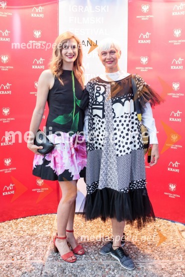  Tereza Poljanič, voditeljica oddaje Zdravo, lastnica blagovne znamke Tereza's Choice;  Barbra Drnač, plesalkaFilmski festival Krafft 2022, otvoritev