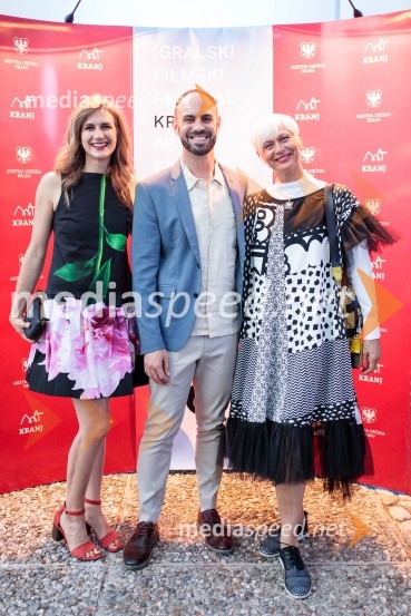  Tereza Poljanič, voditeljica oddaje Zdravo, lastnica blagovne znamke Tereza's Choice;  ... ;  Barbra Drnač, plesalkaFilmski festival Krafft 2022, otvoritev