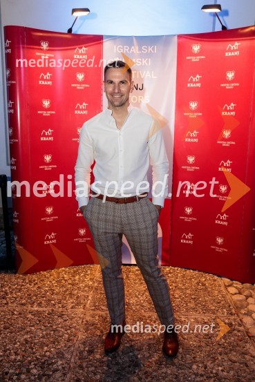  Matevž Česen, poklicni plesalec, koreograf, trener športnega plesa, plesni sodnik Filmski festival Krafft 2022, otvoritev