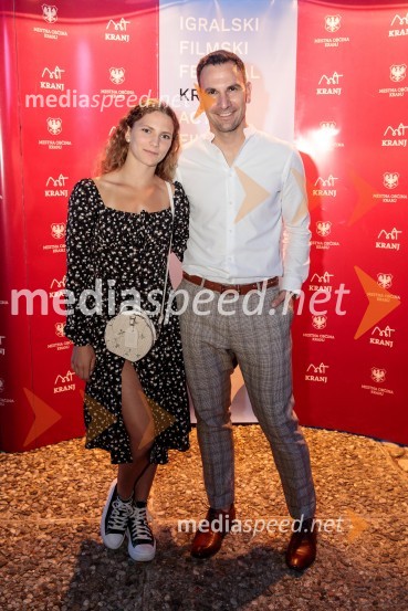  Lara Šlibar, Bolero Dance Center;  Matevž Česen, poklicni plesalec, koreograf, trener športnega plesa, plesni sodnik Filmski festival Krafft 2022, otvoritev