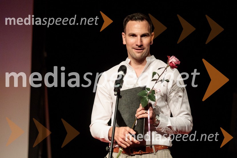  Matevž Česen, poklicni plesalec, koreograf, trener športnega plesa, plesni sodnik Filmski festival Krafft 2022, otvoritev