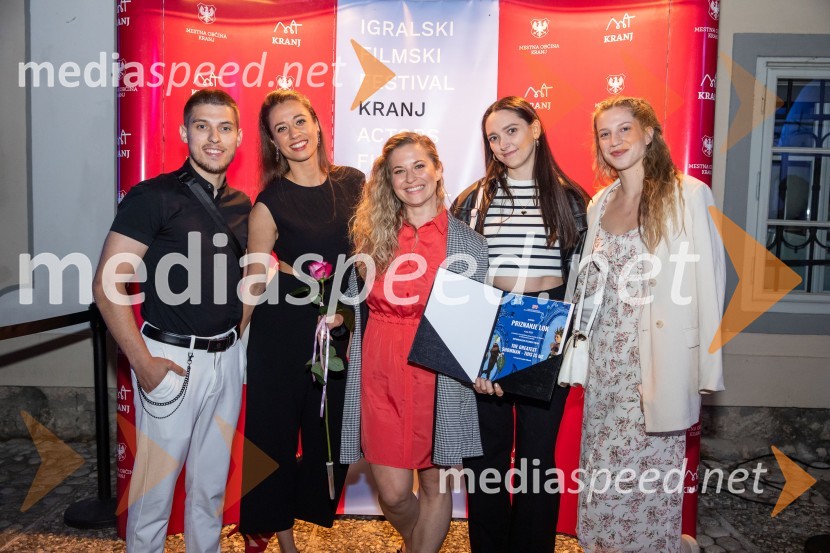  ... ;  ... ;  Lucija Velkavrh, plesalka, koreografinja;  Ana Urh;  Sara KovačFilmski festival Krafft 2022, otvoritev