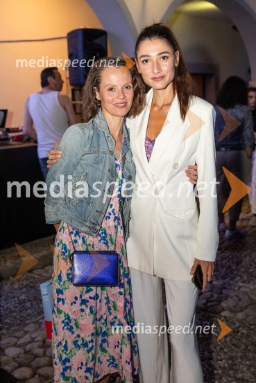  Mojca Fatur, igralka;  Zala Djurić, igralkaFilmski festival Krafft 2022, otvoritev
