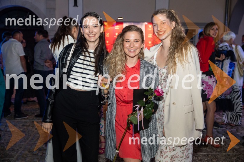  Ana Urh;  Lucija Velkavrh, plesalka, koreografinja;  Sara KovačFilmski festival Krafft 2022, otvoritev