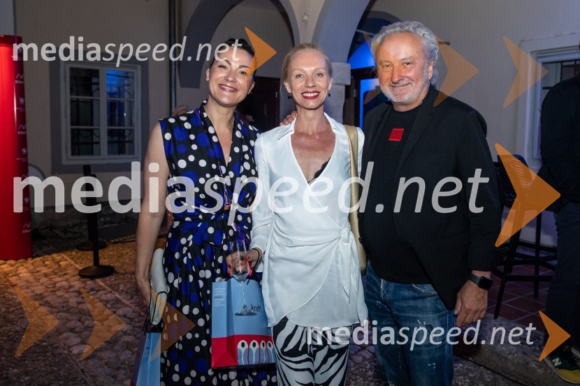  ... ;  Rosana Hribar, plesalka, predstojnica sodobne katedre Akademije za ples;  Peter Bratuša, režiserFilmski festival Krafft 2022, otvoritev