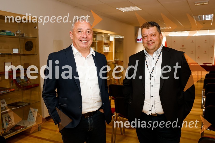 Novinarska konferenca MO Kranj ob podpisu pogodbe za vzpostavitev digitalne platforme