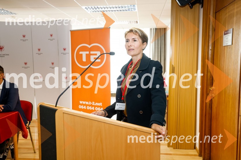 Novinarska konferenca MO Kranj ob podpisu pogodbe za vzpostavitev digitalne platforme