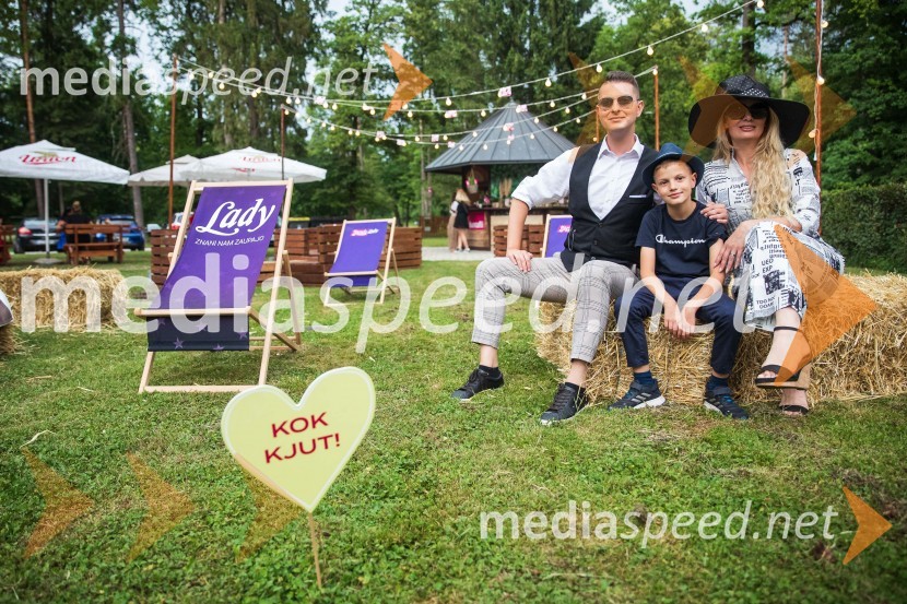  Damjan Murko, pevec;  Tiar Murko;  Maja MurkoLady piknik pod klobuki 2022