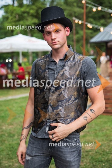 Lady piknik pod klobuki 2022