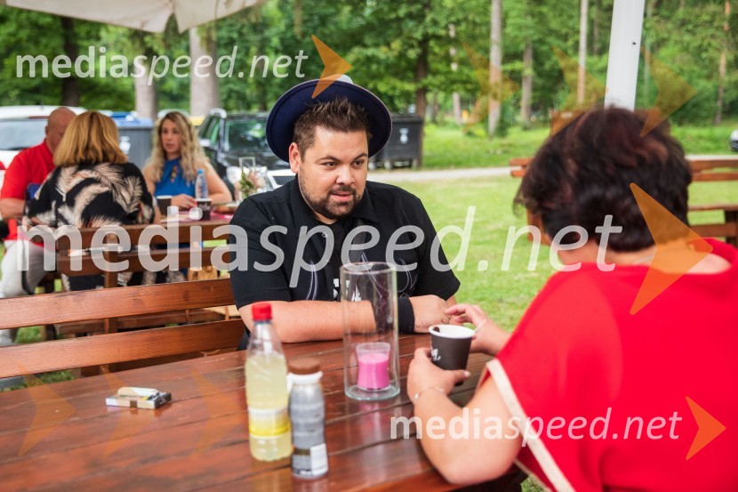  Nejc Simšič, novinarLady piknik pod klobuki 2022