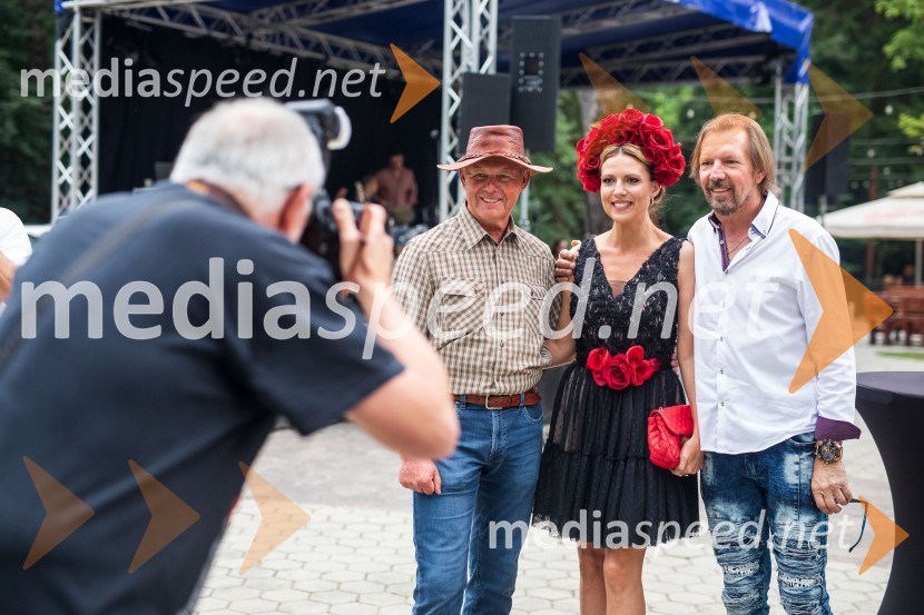  ... ;  Patricija Rijavec Simonič;  Gianni Rijavec, glasbenikLady piknik pod klobuki 2022