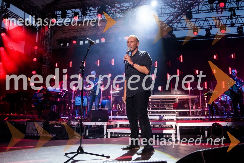  Andrej  Karoli, radijski voditeljVal 202, veliki koncert ob 50. obletnici
