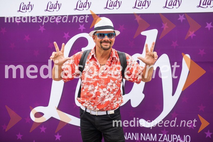 Lady piknik pod klobuki 2022