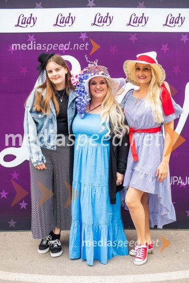 Lady piknik pod klobuki 2022