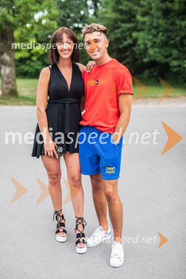  Patricija Pangeršič, osebna trenerka;  David Amaro, pevecLady piknik pod klobuki 2022