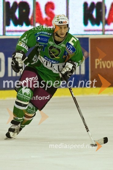 Tomaž Vnuk, kapetan Tilie Olimpije in strelec drugega zadetkaHokej: Liga Ebel, 42. krog: Tilia Olimpija - Innsbruck