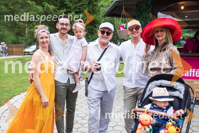 Lady piknik pod klobuki 2022