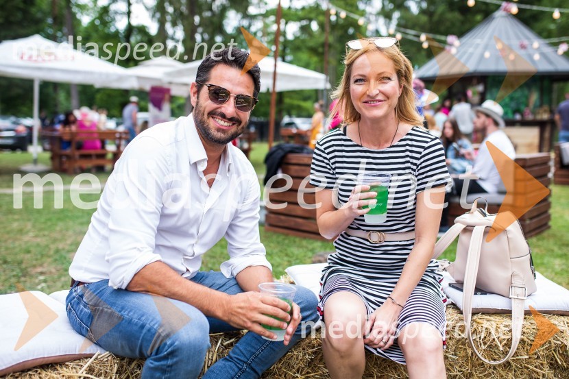  Jernej Tozon, pevec, skupina Čuki;  ... Lady piknik pod klobuki 2022