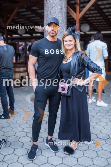  Matjaž Kumelj, pevec, maneken;  ... Lady piknik pod klobuki 2022