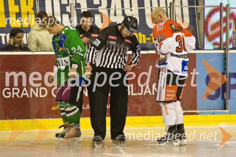 Prekinitev tekme zaradi težav z ledeno ploskvijoHokej: Liga Ebel, 42. krog: Tilia Olimpija - Innsbruck