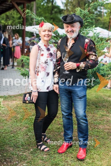 Lady piknik pod klobuki 2022