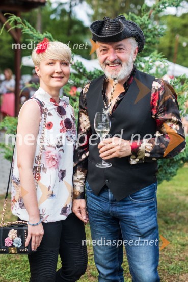 Lady piknik pod klobuki 2022