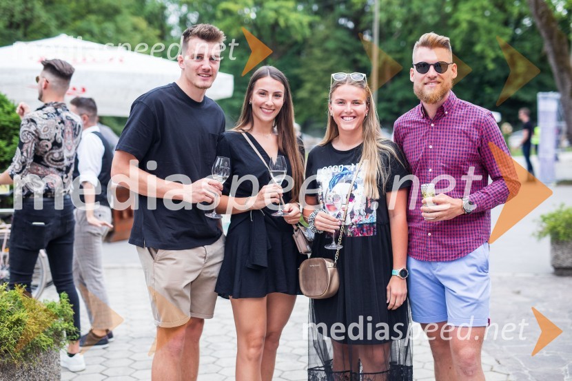 Lady piknik pod klobuki 2022