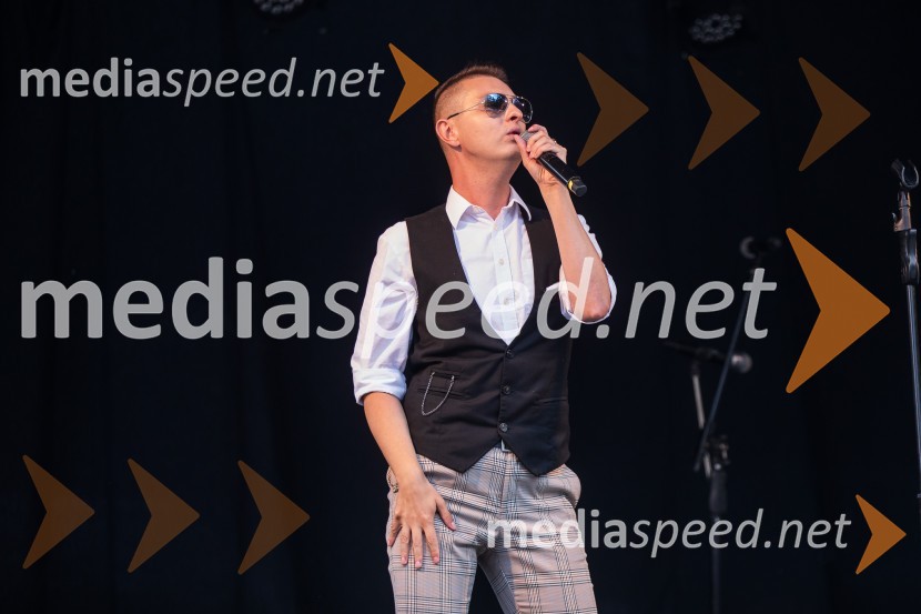  Damjan Murko, pevecLady piknik pod klobuki 2022