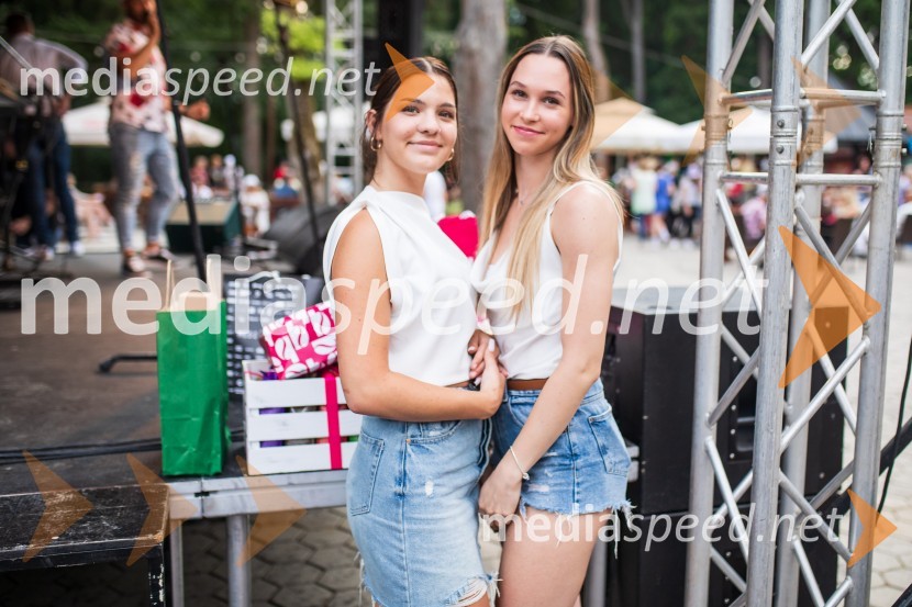 Lady piknik pod klobuki 2022