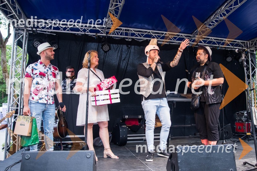  ... ;   Simona Dakič Nemanič, odgovorna urednica revije Lady;  Dejan Krajnc, Dejan Dogaja;  Nejc Simšič, novinarLady piknik pod klobuki 2022