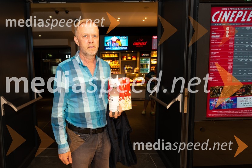 Vesolje med nami, premiera filma v Cineplexxu